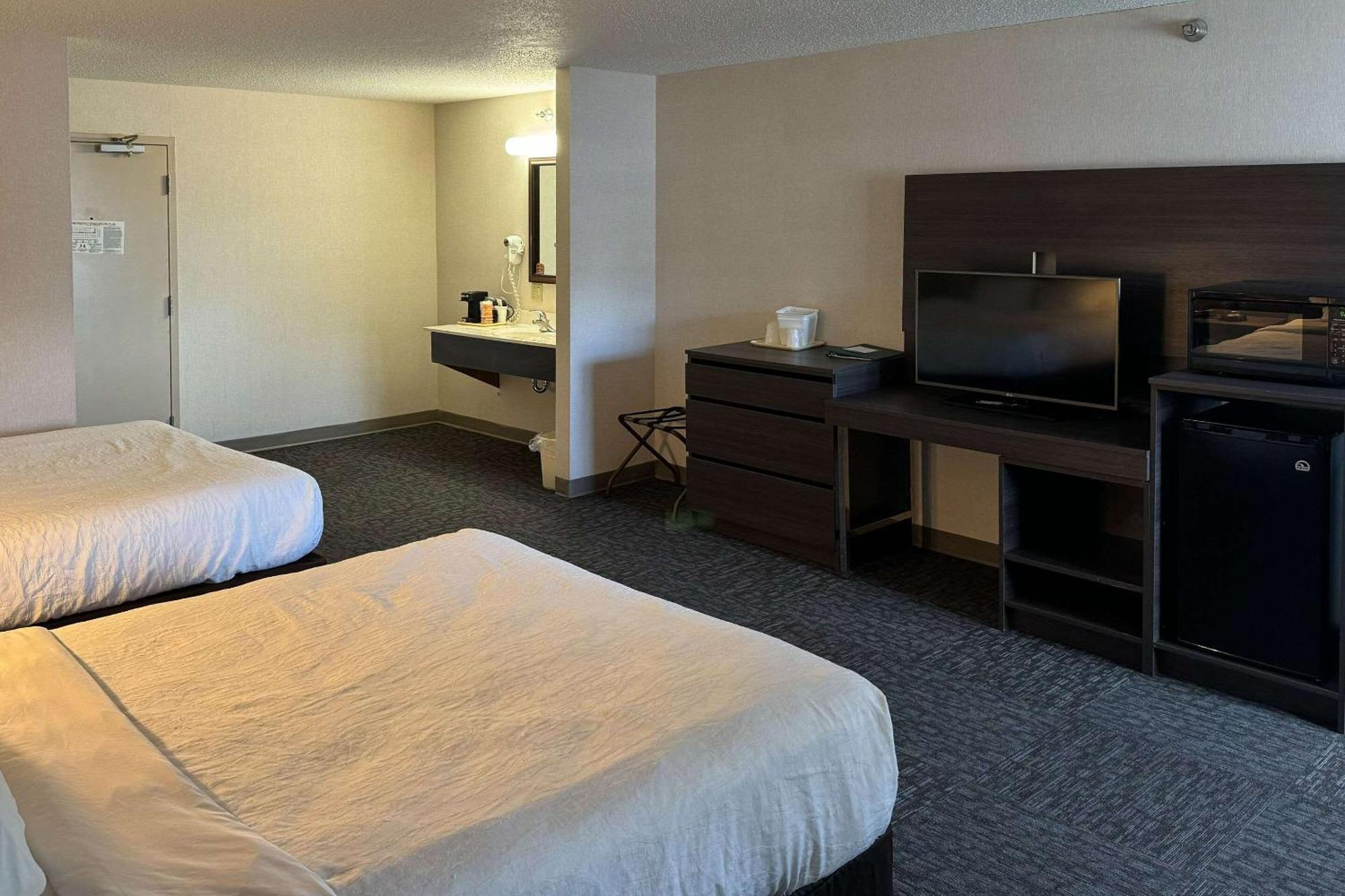 Quality Inn Spearfish I-90 מראה חיצוני תמונה